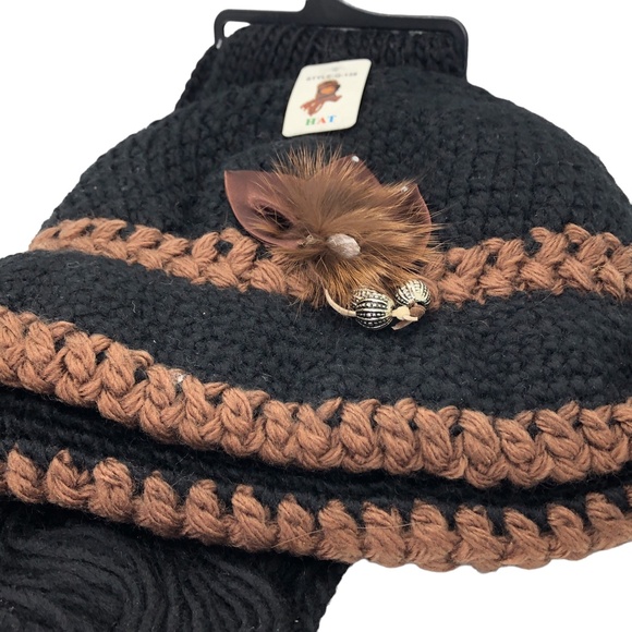 Super Soft Fringe Scarf & Hat Set - Picture 5 of 12